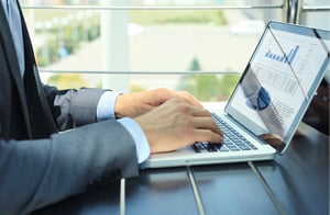 Encuentre un ejemplo de informe de auditoría