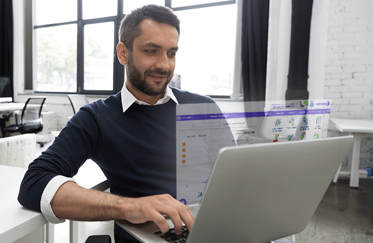 hombre sentado usando laptop en espacio de oficina, se sobrepone interfaz de kawak software de gestion de proveedores