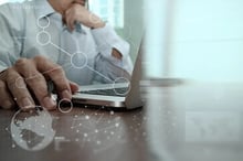 Importancia de comparar datos de proveedores